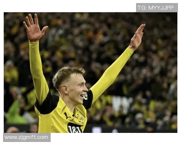 多特蒙德大胜,登顶德甲榜首,霸气归来 多特蒙德大胜,登顶德甲榜首,霸气归来