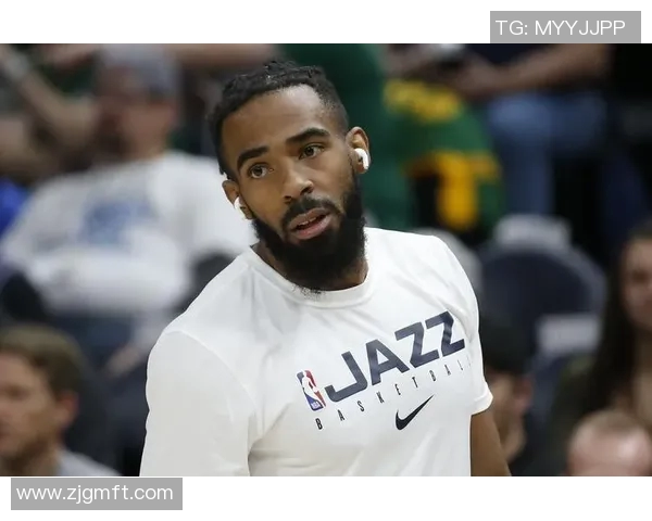 康利加盟爵士队强化组织和进攻火力