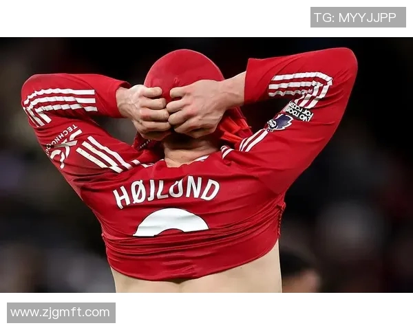 曼联主场击败切尔西,卡瓦尼梅开二度送红魔收获5连胜 曼联主场击败切尔西,卡瓦尼梅开二度送红魔收获5连胜